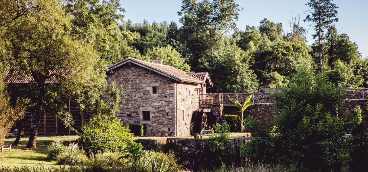 Moulin des Etangs is located in an old water mill